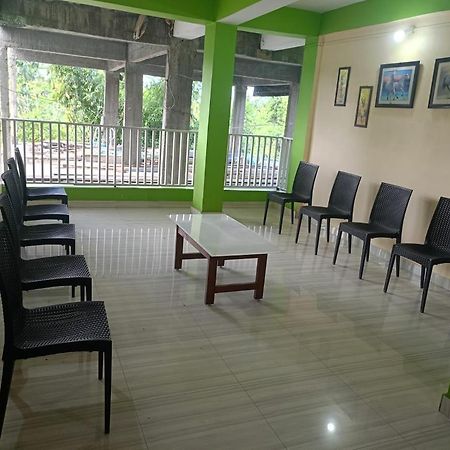 Hotel Kaziranga Holidays 外观 照片