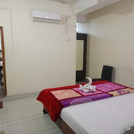 Hotel Kaziranga Holidays 外观 照片