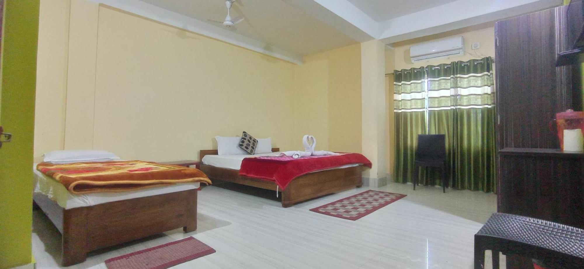 Hotel Kaziranga Holidays 外观 照片